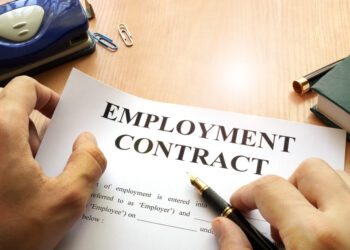 Employment Contracts to Negotiate with Clarity and Confidence