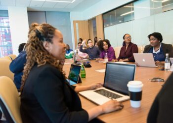peope sitting around table